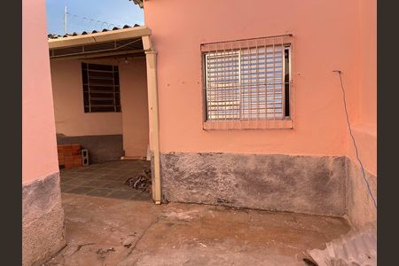 Casa para alugar com 200m², 3 quartos e 3 vagas Casa para alugar com 200m², 3 quartos e 3 vagasQuintal
