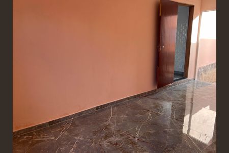 Casa para alugar com 200m², 3 quartos e 3 vagas Casa para alugar com 200m², 3 quartos e 3 vagasQuarto 1
