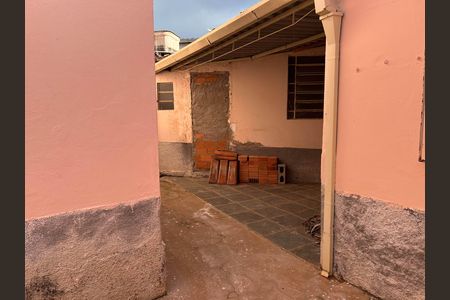 Casa para alugar com 200m², 3 quartos e 3 vagas Casa para alugar com 200m², 3 quartos e 3 vagasQuintal