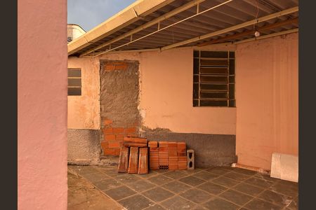 Casa para alugar com 200m², 3 quartos e 3 vagas Casa para alugar com 200m², 3 quartos e 3 vagasQuintal