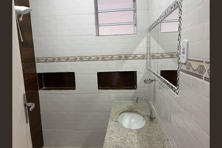 Casa para alugar com 200m², 3 quartos e 3 vagas Casa para alugar com 200m², 3 quartos e 3 vagasBanheiro