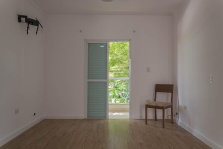 Casa à venda com 167m², 3 quartos e 4 vagas Casa à venda com 167m², 3 quartos e 4 vagasSuíte 1