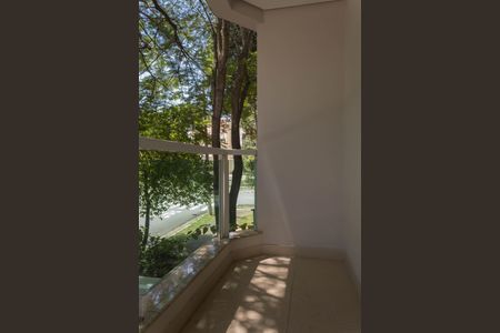 Casa à venda com 167m², 3 quartos e 4 vagas Casa à venda com 167m², 3 quartos e 4 vagasVaranda da Suíte 1