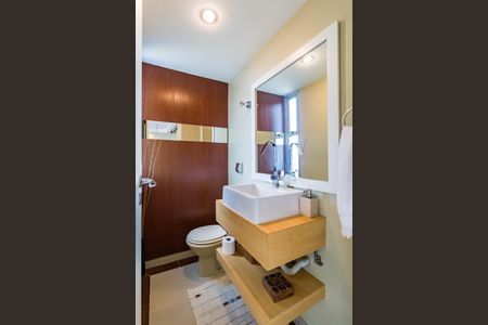 Apartamento à venda com 160m², 3 quartos e 2 vagasLavabo