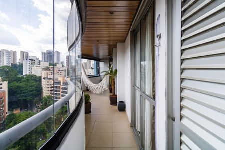 Apartamento à venda com 160m², 3 quartos e 2 vagasVaranda do Quarto 1