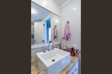 Apartamento à venda com 160m², 3 quartos e 2 vagasBanheiro do Quarto 2