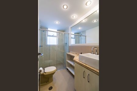 Apartamento à venda com 160m², 3 quartos e 2 vagasBanheiro 