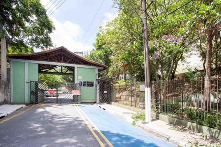 Apartamento para alugar com 63m², 2 quartos e 1 vagaFachada e portaria