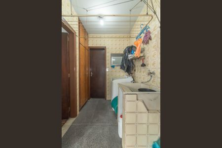 Casa à venda com 179m², 3 quartos e 4 vagas Casa à venda com 179m², 3 quartos e 4 vagasArea de Serviço - Lavanderia