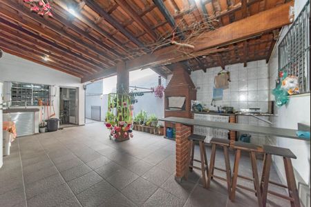 Casa à venda com 179m², 3 quartos e 4 vagas Casa à venda com 179m², 3 quartos e 4 vagasQuintal - Área Gourmet