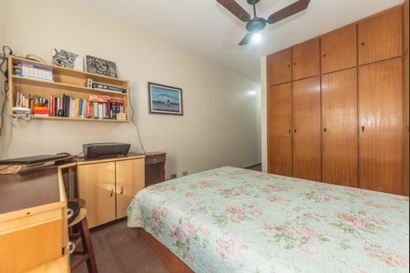 Casa à venda com 179m², 3 quartos e 4 vagas Casa à venda com 179m², 3 quartos e 4 vagasSuíte