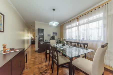 Casa à venda com 179m², 3 quartos e 4 vagas Casa à venda com 179m², 3 quartos e 4 vagasSala de Jantar