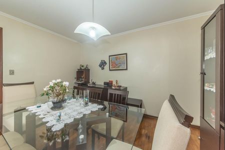 Casa à venda com 179m², 3 quartos e 4 vagas Casa à venda com 179m², 3 quartos e 4 vagasSala de Jantar