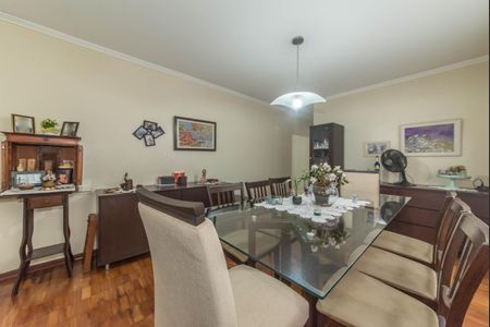 Casa à venda com 179m², 3 quartos e 4 vagas Casa à venda com 179m², 3 quartos e 4 vagasSala de Jantar