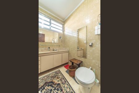 Casa à venda com 179m², 3 quartos e 4 vagas Casa à venda com 179m², 3 quartos e 4 vagasBanheiro da Suíte