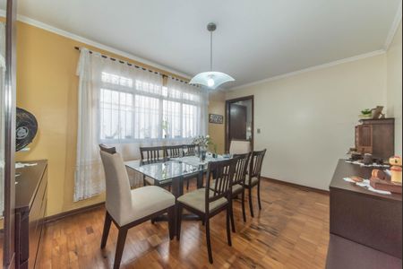 Casa à venda com 179m², 3 quartos e 4 vagas Casa à venda com 179m², 3 quartos e 4 vagasSala de Jantar