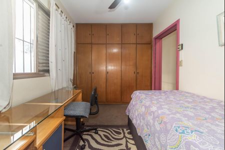 Casa à venda com 179m², 3 quartos e 4 vagas Casa à venda com 179m², 3 quartos e 4 vagasQuarto 2