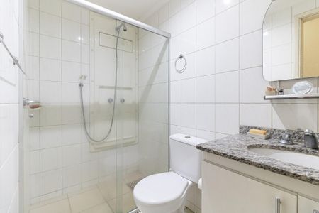 Apartamento à venda com 51m², 2 quartos e 1 vaga Apartamento à venda com 51m², 2 quartos e 1 vagaBanheiro