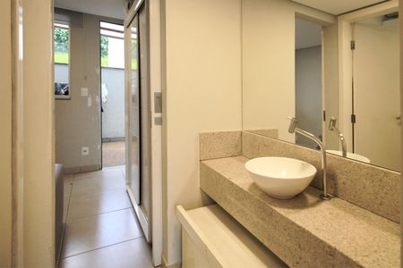Apartamento à venda com 240m², 5 quartos e 4 vagasBanheiro de serviço