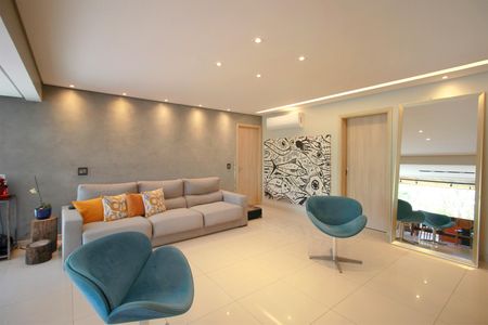 Apartamento à venda com 240m², 5 quartos e 4 vagasSala