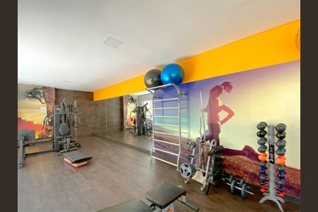 Apartamento à venda com 240m², 5 quartos e 4 vagasÁrea comum - Academia