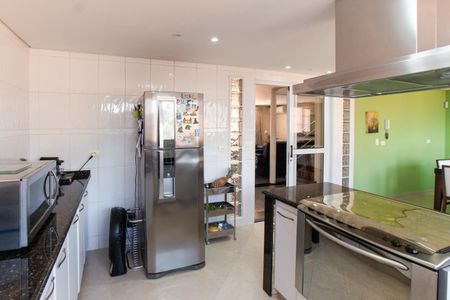 Casa à venda com 380m², 3 quartos e 6 vagasCozinha