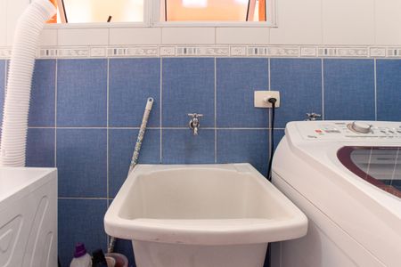 Casa à venda com 380m², 3 quartos e 6 vagasÁrea de Serviço