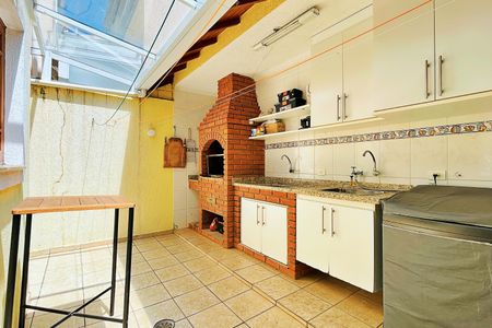 Casa à venda com 138m², 3 quartos e 4 vagas Casa à venda com 138m², 3 quartos e 4 vagasÁrea de Serviço