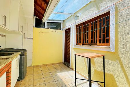 Casa à venda com 138m², 3 quartos e 4 vagas Casa à venda com 138m², 3 quartos e 4 vagasÁrea de Serviço