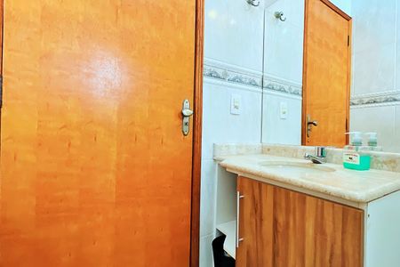 Casa à venda com 138m², 3 quartos e 4 vagas Casa à venda com 138m², 3 quartos e 4 vagasBanheiro da Suíte 3