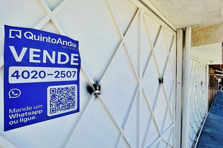 Casa à venda com 138m², 3 quartos e 4 vagas Casa à venda com 138m², 3 quartos e 4 vagasRYKG-1032