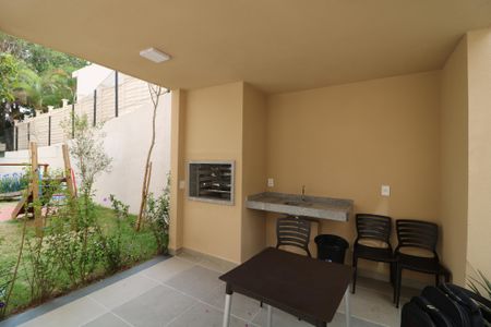 Apartamento para alugar com 38m², 2 quartos e sem vagaÁrea comum - Churrasqueira