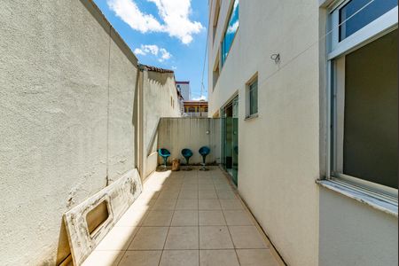 Apartamento à venda com 64m², 2 quartos e 1 vagaÁrea externa privativa
