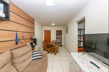 Apartamento à venda com 64m², 2 quartos e 1 vagaSala