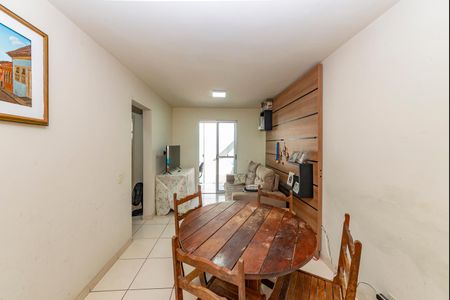 Apartamento à venda com 64m², 2 quartos e 1 vagaSala