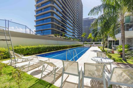 Apartamento para alugar com 140m², 2 quartos e 2 vagasÁrea Comum Piscina