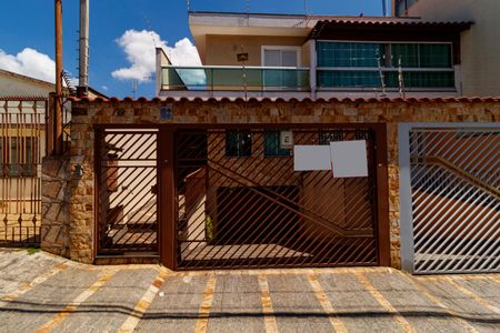 Casa à venda com 235m², 3 quartos e 4 vagasFachada