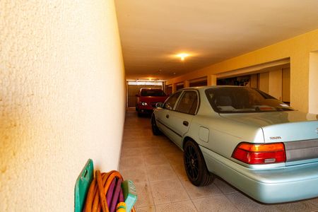 Casa à venda com 235m², 3 quartos e 4 vagasGaragem