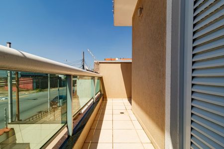 Casa à venda com 235m², 3 quartos e 4 vagasVaranda da suíte