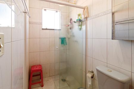 Casa à venda com 235m², 3 quartos e 4 vagasBanheiro da Suíte 2