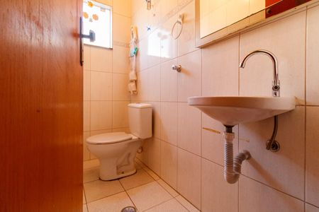 Casa à venda com 235m², 3 quartos e 4 vagasLavabo