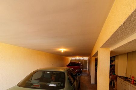 Casa à venda com 235m², 3 quartos e 4 vagasGaragem