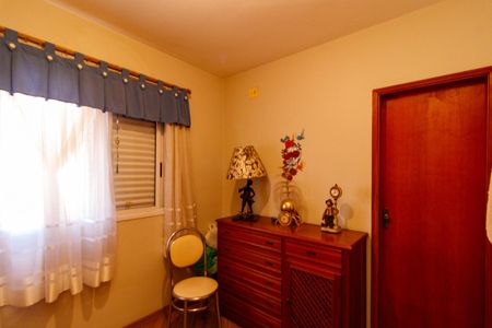 Casa à venda com 235m², 3 quartos e 4 vagasSuíte 2