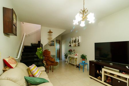 Casa à venda com 235m², 3 quartos e 4 vagasSala