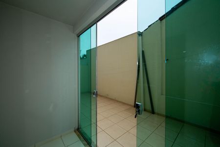 Apartamento à venda com 87m², 2 quartos e 1 vaga Apartamento à venda com 87m², 2 quartos e 1 vagaAREA PRIVATIVA