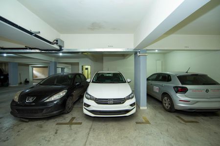Apartamento à venda com 87m², 2 quartos e 1 vaga Apartamento à venda com 87m², 2 quartos e 1 vagaGARAGEM