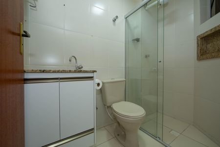 Apartamento à venda com 87m², 2 quartos e 1 vaga Apartamento à venda com 87m², 2 quartos e 1 vagaBANHEIRO
