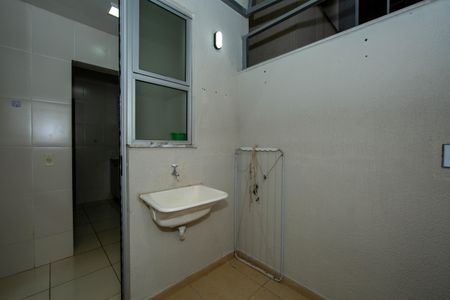 Apartamento à venda com 87m², 2 quartos e 1 vaga Apartamento à venda com 87m², 2 quartos e 1 vagaAREA DE SERVICO