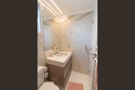 Apartamento à venda com 100m², 3 quartos e 2 vagas Apartamento à venda com 100m², 3 quartos e 2 vagasBanheiro