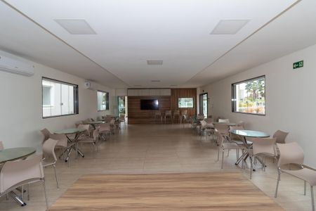 Apartamento à venda com 46m², 2 quartos e 1 vaga Apartamento à venda com 46m², 2 quartos e 1 vagaÁrea comum - Salão de festas